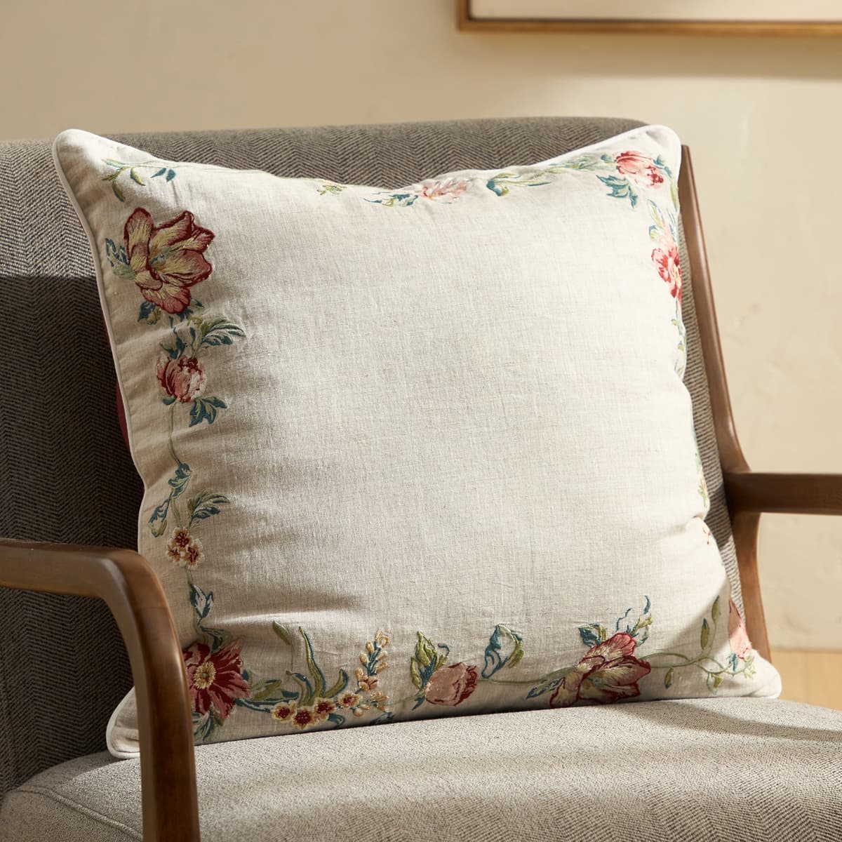 El Corte Inglés Cojín decorativo bordado Rose 🛋️