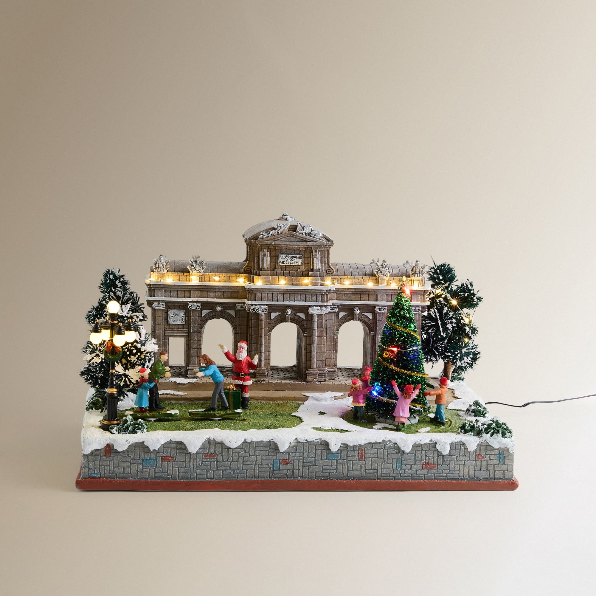El Corte Inglés Puerta de Alcalá miniatura con 44 luces 🎄