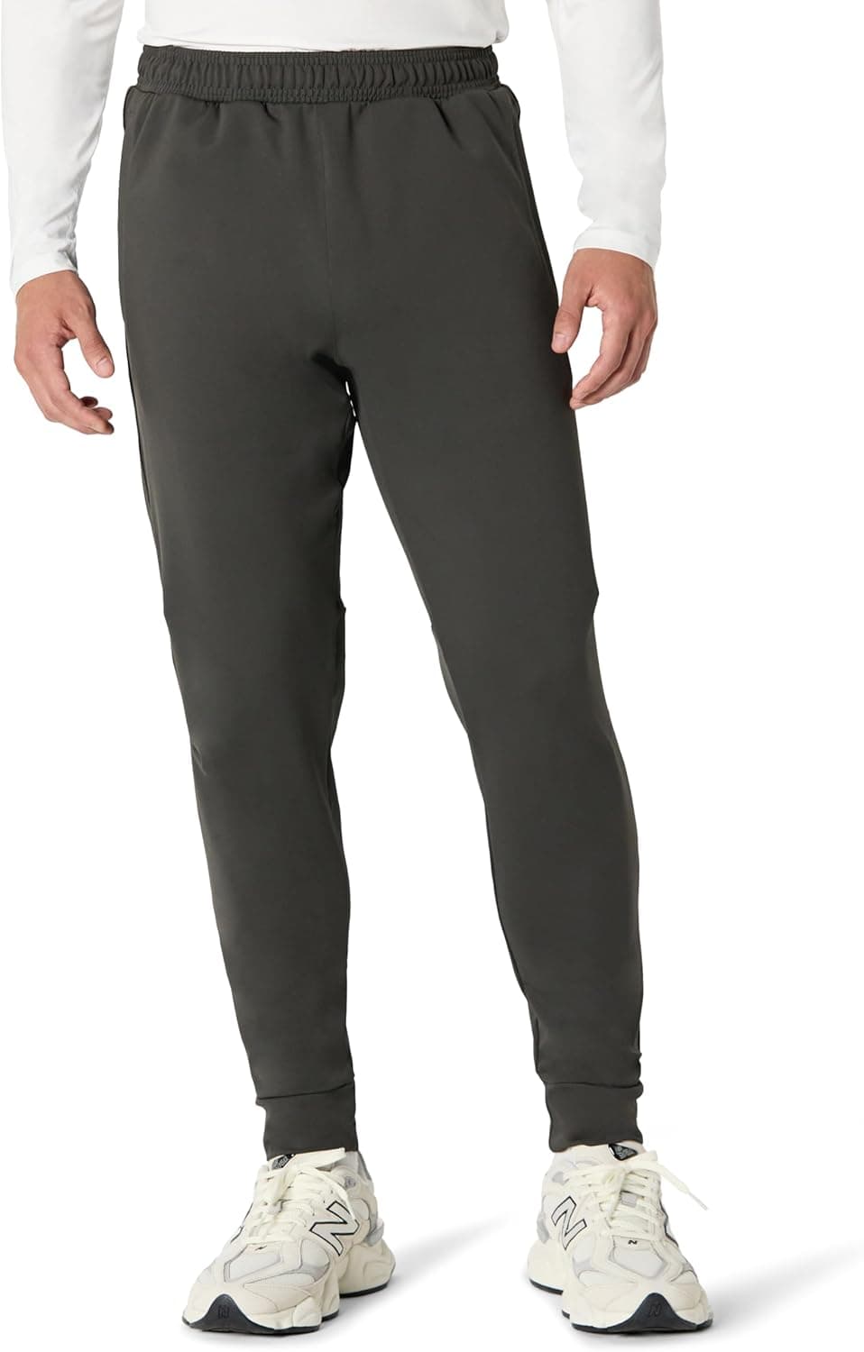 Amazon Essentials Men's Performance Stretch Training Jogger Trouser 🩳