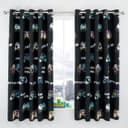 Thumbnail principal de Catherine Lansfield Game Over 66x72 inch Eyelet Curtains 🪟