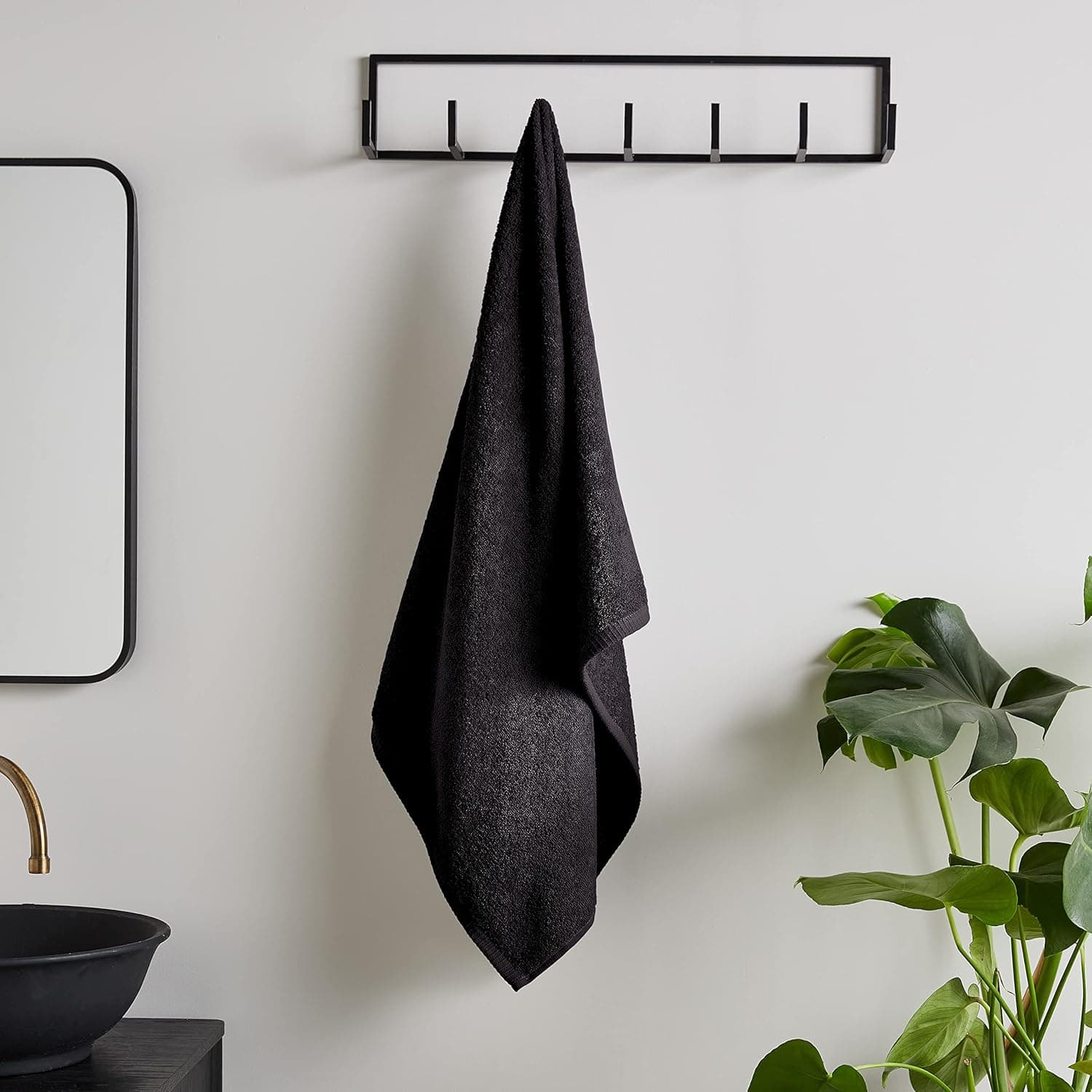 Catherine Lansfield Quick Dry Cotton Hand Towel — Black 🛁