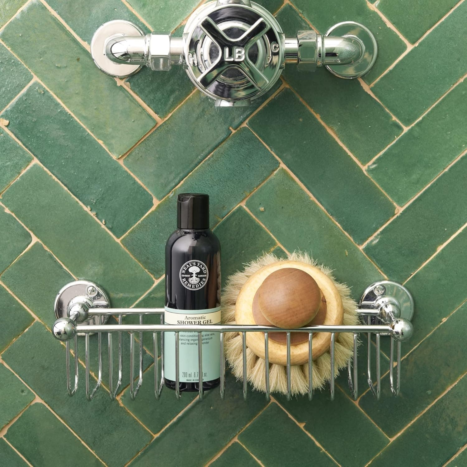 Neal's Yard Remedies Aromatic Shower Gel 200ml 🚿