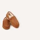 Thumbnail 4 de Amazon Essentials Boys Moccasin Slipper 🥿