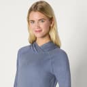 Thumbnail 6 de Amazon Essentials Women's Athletic Soft Performance Hoodie 🎽