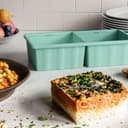 Thumbnail 1 de 2-Cup Silicone Freezer Tray with Lid ⚙️