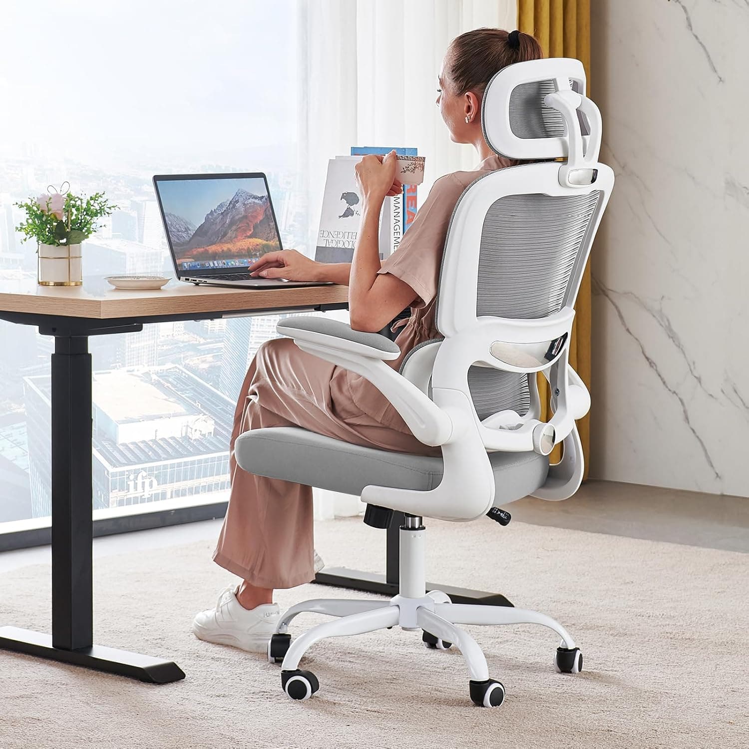 TRALT Office Chair Ergonomic mesh high-back, 330 lb capacity 🪑