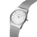 Thumbnail 1 de BERING 11930-001 Reloj mujer 30 mm, acero y correa milanesa ⌚