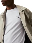 Thumbnail 2 de Calvin Klein CK Essential Camiseta Slim Fit Hombre ⚪ 3XL