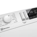 Thumbnail 3 de Electrolux EN6T4722NF lavadora carga superior 7 kg 📺