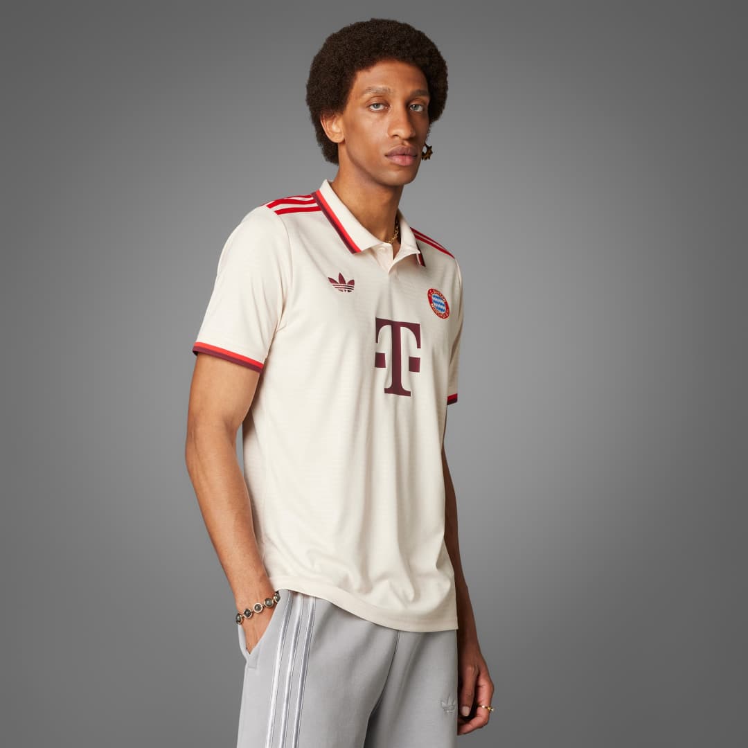 Imagen de FC Bayern Camiseta tercera equipación 24/25 ⚽ en OfertitasTOP