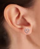 Thumbnail 1 de Little Ones Pendiente Love Ones de oro y diamantes ✨