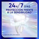 Thumbnail 3 de Sensodyne Clinical White Fortalecedor de Esmalte 3×75 ml 🪥