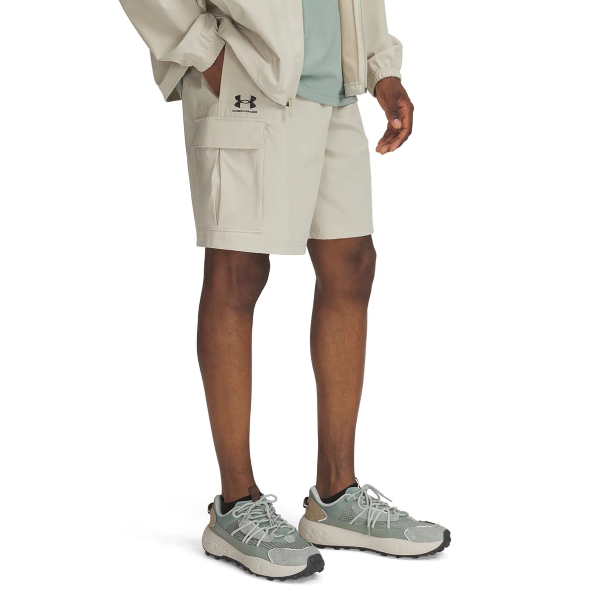 Imagen de Under Armour UA Vibe Woven Cargo Short, pantalón corto hombre 👖 en OfertitasTOP