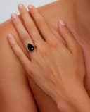 Thumbnail 3 de Yvonne Léon Anillo de oro con ónix y diamantes ✨