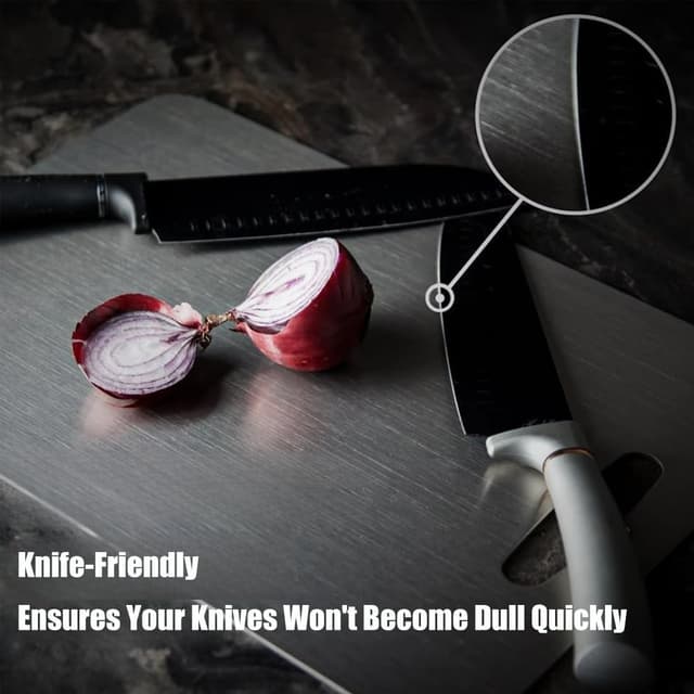 Detalle 2 de Titanium Cutting Board (100% Pure Titanium) — Double-Sided, Dishwasher Safe, Hygiene-Focused