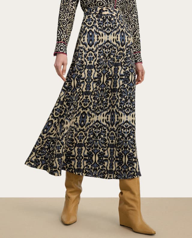 Thumbnail 1 de Lisa Corti Falda larga Mikado