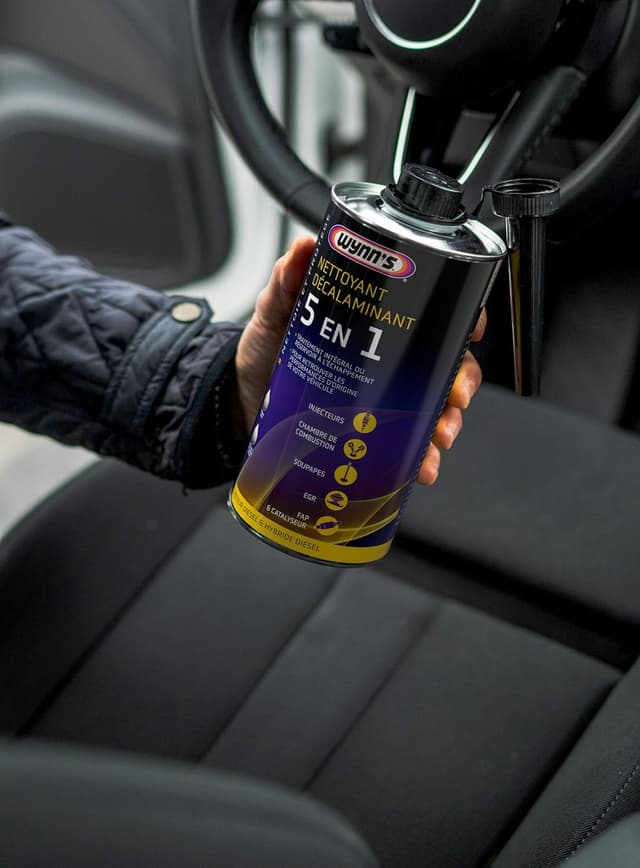 Detalle 1 de Wynn's Nettoyant DĂ©calaminant Diesel 1L đź›