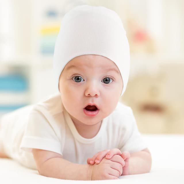 Detalle de DRESHOW Knit Baby Beanie Set, 8 Pack