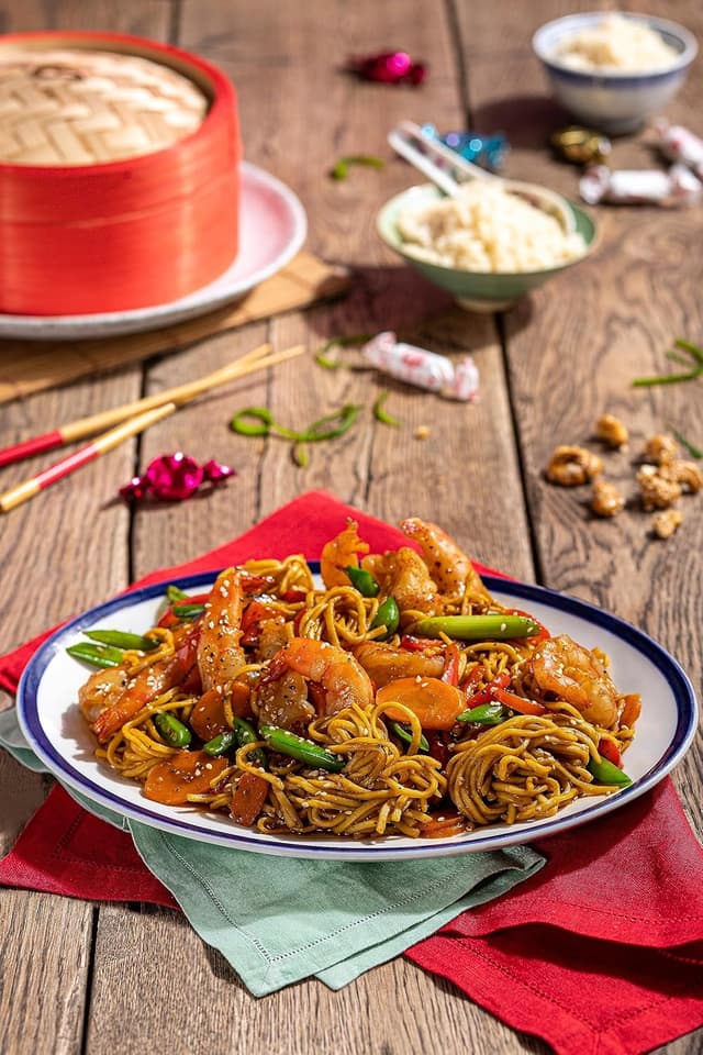 Thumbnail 1 de Lee Kum Kee Dunkle Sojasauce Premium 150 ml