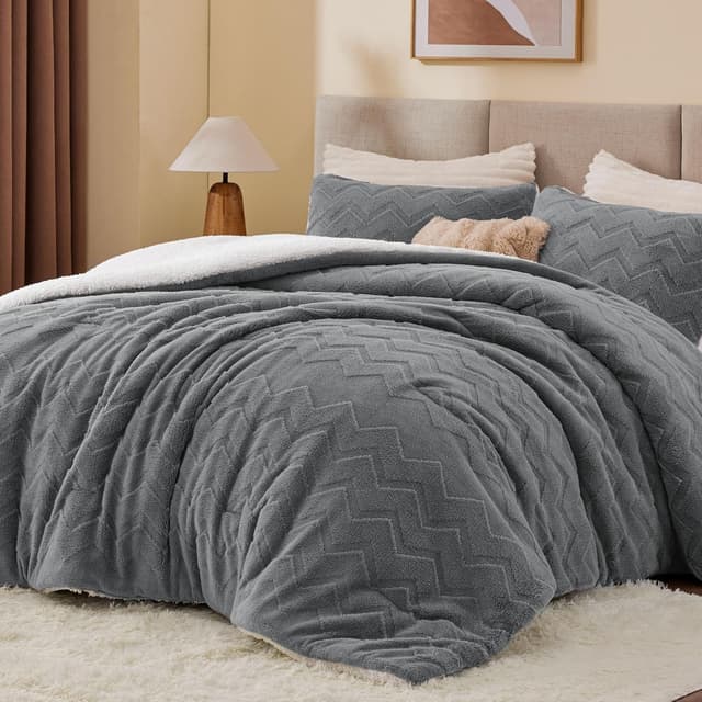 Detalle de BEDELITE Fluffy Queen Comforter 88×88 in