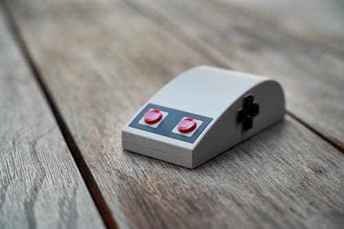 Detalle de 8Bitdo N30 2.4Ghz Wireless Mouse con panel táctil 3D y estilo NES
