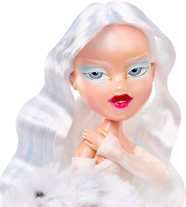 Thumbnail 3 de Bratz 2025 Holidayz Frosty Nightz Cloe Collector Doll 🎎