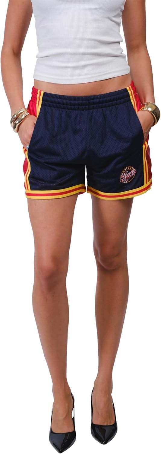 Detalle de Ultra Game Women’s WNBA Official Super Soft Teamplayer Basketball Shorts