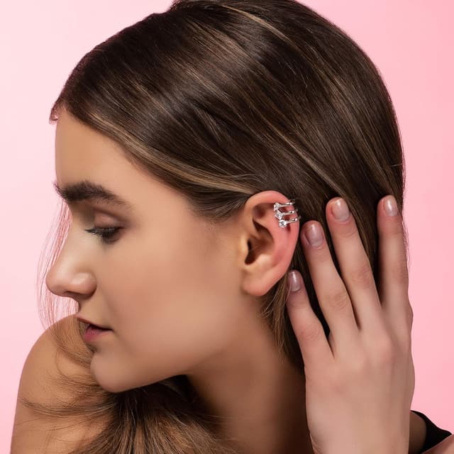 Detalle de Namana orecchini ad a clip avvolgenti per orecchio non forato con zirconi cubici