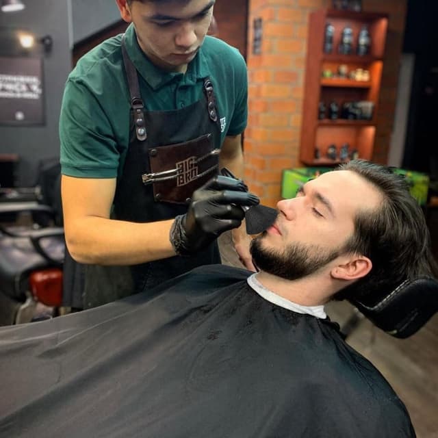 Thumbnail 6 de LOPHE Haarschnitt Friseurumhang mit Nylon, Hals-Staubbürste und Stylingkamm (115 × 145 cm)