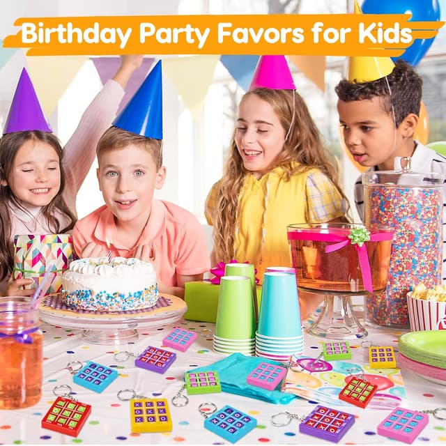 Detalle 2 de 24PCS Tic Tac Toe Mini Keychain Game