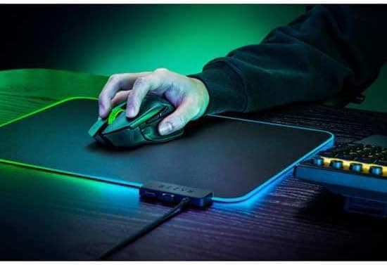 Detalle 2 de Razer Basilisk V3 X HyperSpeed 🖱️ Mouse gaming inalámbrable personalizable
