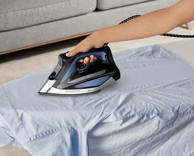 Detalle 2 de Rowenta Everlast Anticalc Dampfbügeleisen DW7320 – 2700 W für starken Dampf und präzises Bügeln