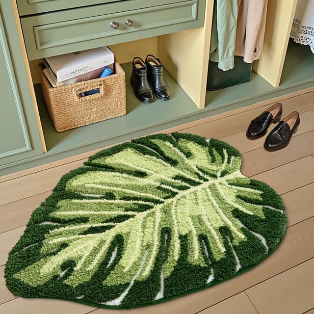 Detalle de LUMI Monstera Green Leaf Bathroom Rug (23.5"x31.5")—Soft, Plush, Non-Slip, Machine Washable