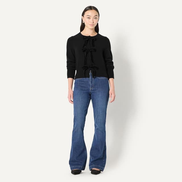 Detalle de Amazon Essentials Women’s Demi’s Pick Regular-Fit Long-Sleeve Tie Front Cardigan with Bows