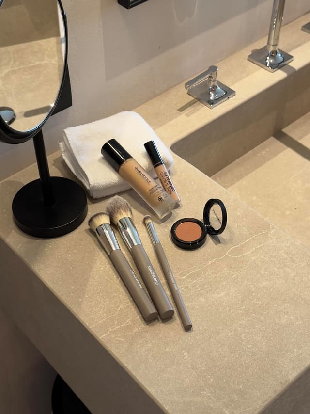 Thumbnail 5 de Sandstone Scandinavia präziser Concealer-Pinsel – kleiner Pinsel für gezieltes Auftragen & Verblenden