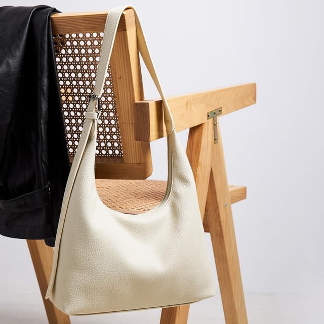 Detalle de KALIDI Damen Handtasche/Schultertasche aus PU-Leder im Vintage-Hobo-Stil mit verstellbarem Gurt