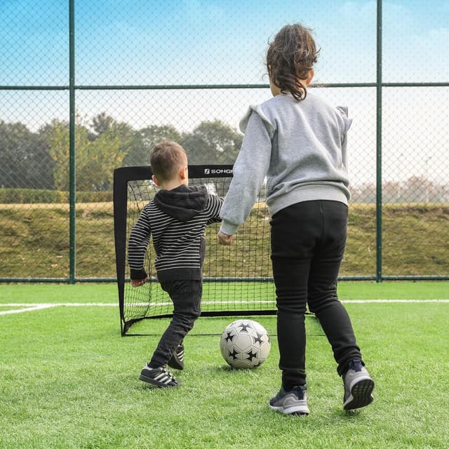 Detalle 2 de SONGMICS Kids Football Cage Set