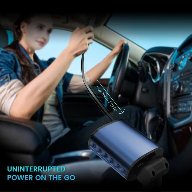 Detalle de Retractable 78W Car Charger (4-in-1) with USB-C/USB-A and Type-C Cable – RGB Light