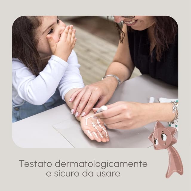 Detalle de Tiny Love Family Prints – Kit impronta mani famiglia con cornice personalizzata