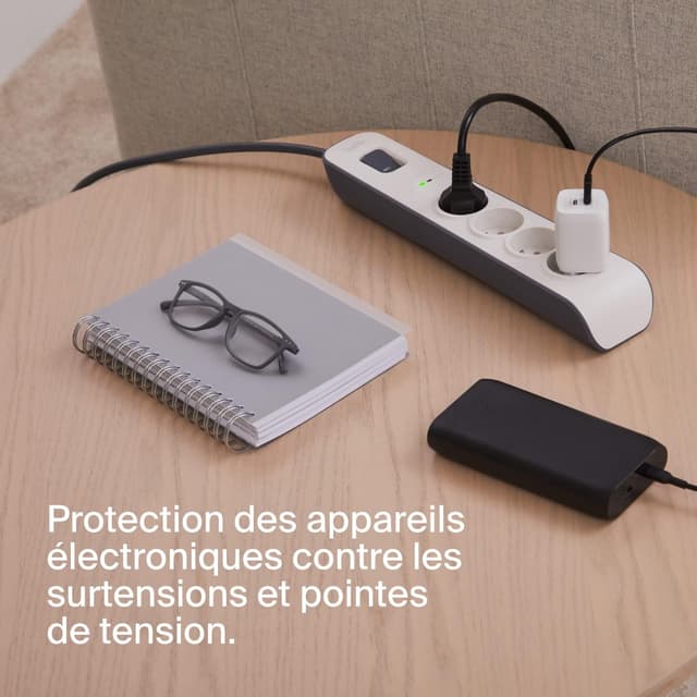Detalle de Belkin parafoudre 4 prises 525 joules – multiprise avec cordon 2 m