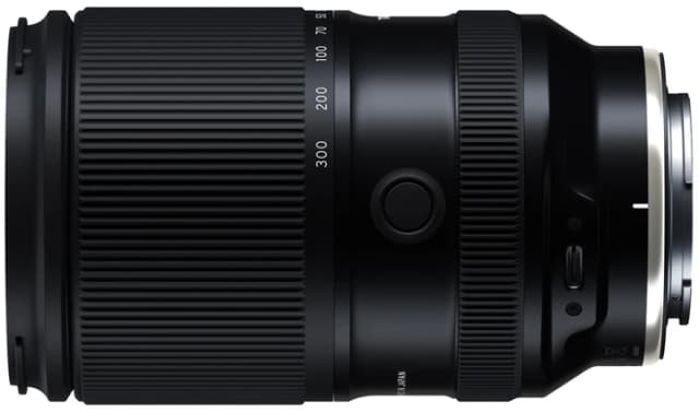 Detalle de Tamron 28-300 mm f/4-7,1 Di III VC VXD für Sony E: Kompaktes Superzoom
