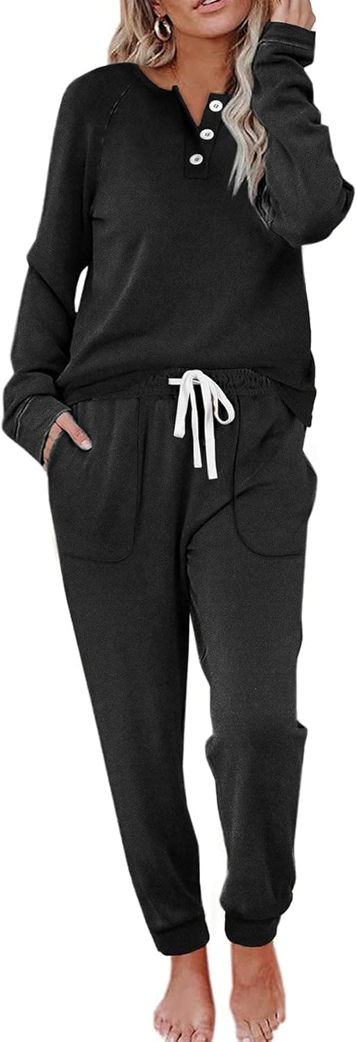 Detalle de WIHOLL Two-Piece Lounge Set for Women (Button-Down Henley Sweatshirt & Sweatpants)
