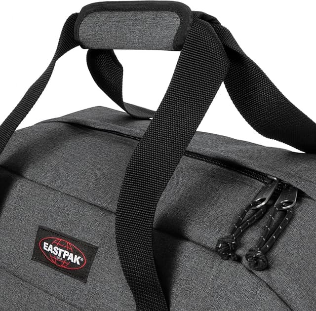 Detalle 2 de Eastpak Stand+ Bolsa de Viaje 34L, Gris Denim
