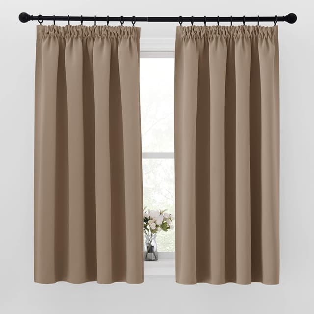 Detalle de PONY DANCE Blackout Thermal Pencil Pleat Curtains (Cappuccino) – Heavy Duty Triple Weave, 1 Pair (52" x 63")