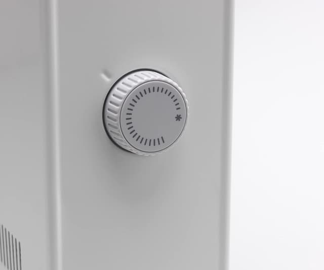 Detalle 2 de Dimplex ML2T 2kW convector heater with thermostat 🌡