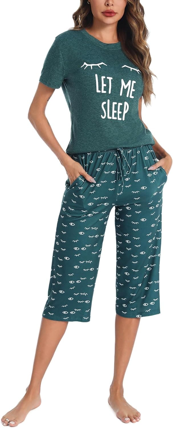 Detalle de Ensemble de pyjama femme Uniexcosm en coton à manches courtes et col rond, imprimé