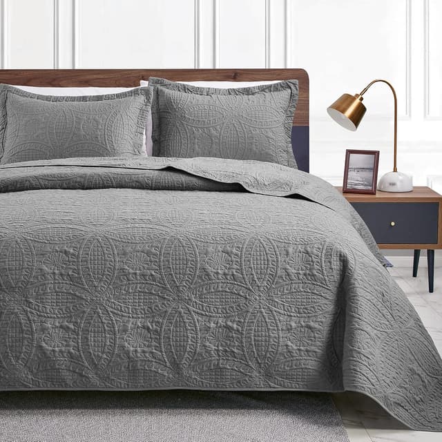 Detalle de Love’s cabin Quilts for Queen Bed (Grey) Coin Pattern 3-Piece Set: 1 Quilt + 2 Pillow Shams