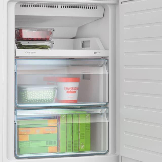 Detalle 2 de Bosch frigorífico combi Total NoFrost KGN33NWDA reacondicionado grado D (279 litros)