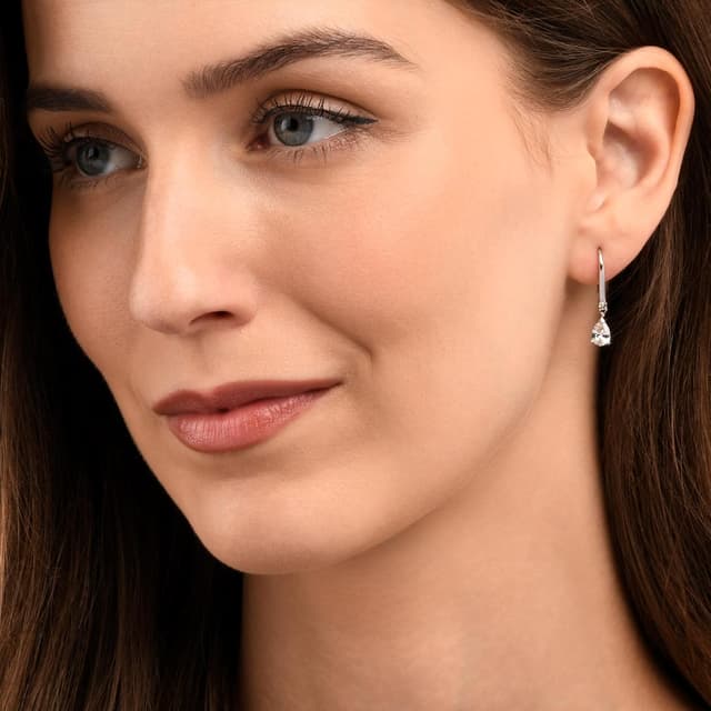 Detalle de Diamond Treats boucles d’oreilles pendantes en argent sterling 925 goutte serties de zircons (pierres bleues, rouges, vertes ou blanches)