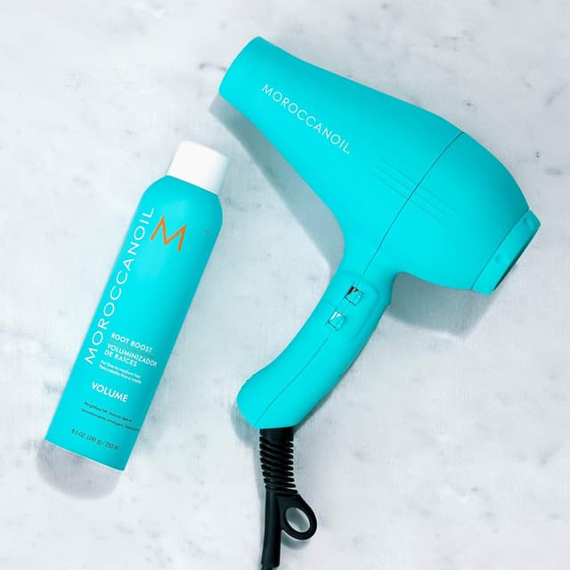 Detalle de Moroccanoil Root Boost hair product for volume at the roots